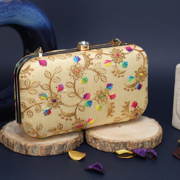 Elegant Gold-tone Box Clutch with Detachable Chain - Zari Embroidered Design - Picture 3 of 7